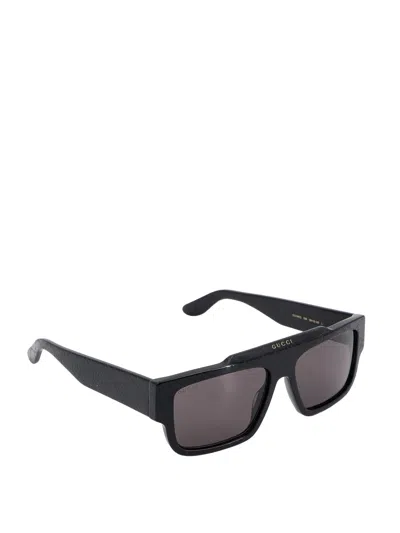 Shop Gucci Sunglasses In Black