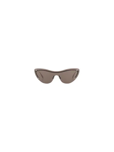 Shop Alexander Mcqueen Am0413s Sunglasses In Silver