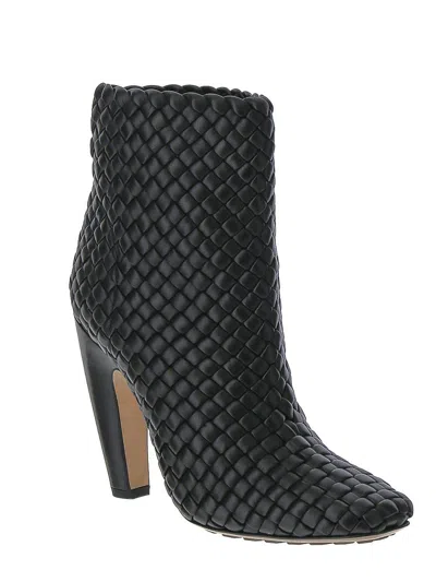 Bottega Veneta Dark Brown Leather Atomic Ankle Boots In Black