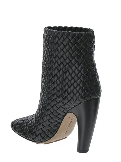 Bottega Veneta Dark Brown Leather Atomic Ankle Boots In Black