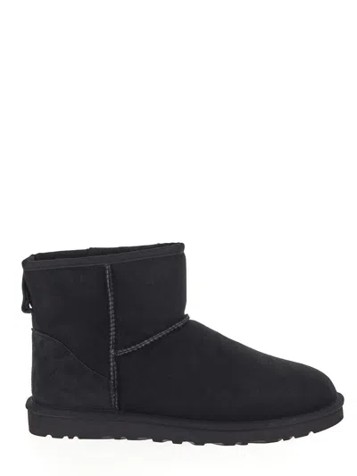 Shop Ugg Classic Mini Ankle Boot In Black