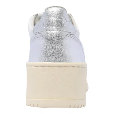Shop Autry Medalist Platform Sneakers In Bianco