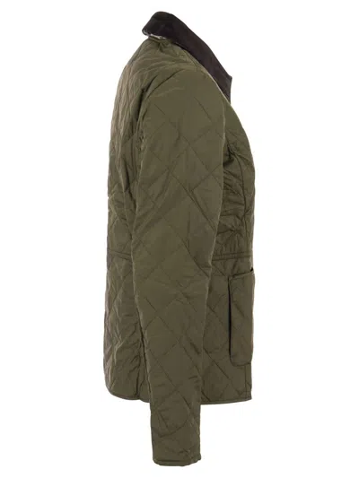 Shop Barbour Deveron Quilted Buttoned Jacket In Verde