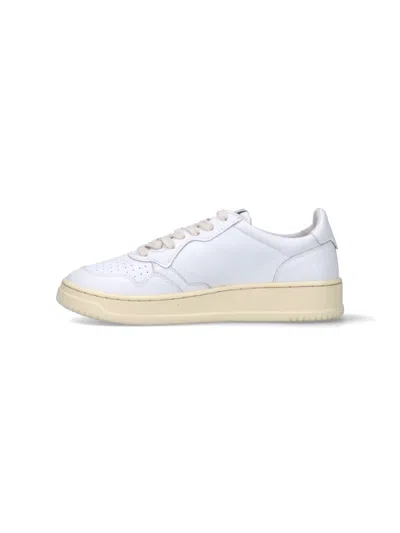Shop Autry Medalist Low Sneakers In Wht Wht