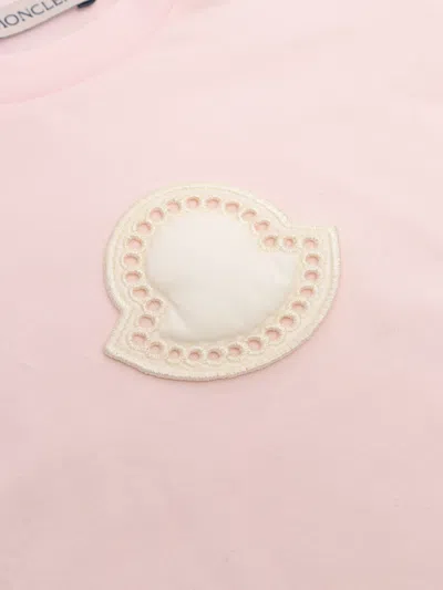 Moncler Logo Patch Crewneck T-shirt In Pink