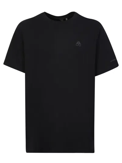 Shop Moose Knuckles T-shirts In Black