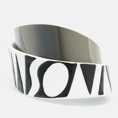 Pre-owned Missoni Monochrome Logo Resin Gunmetal Tone Cuff Bracelet In White