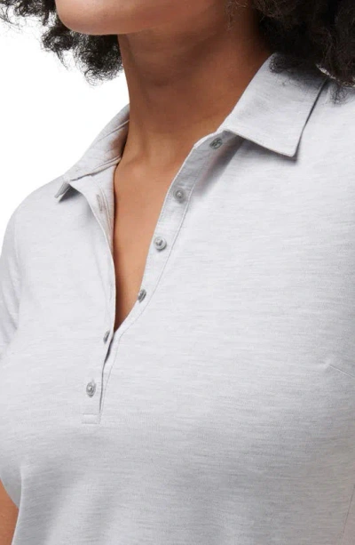 Travis Mathew Featherweight Active Polo In Heather Light Grey