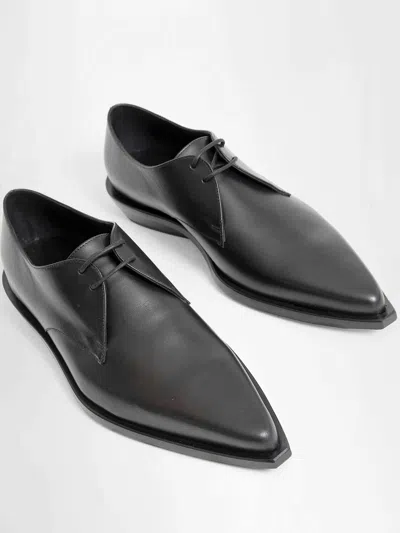 Shop Ann Demeulemeester Zapatos Clásicos - Negro In Black