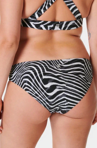 Shop Sweaty Betty Peninsula Hipster Bikini Bottom In Grey Exposure Print