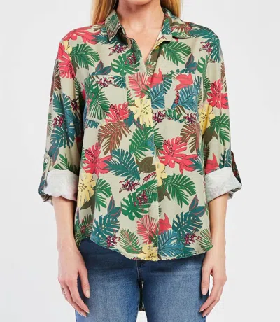 Shop Velvet Heart Riley Honolulu Button-up Shirt In Khaki In Multi