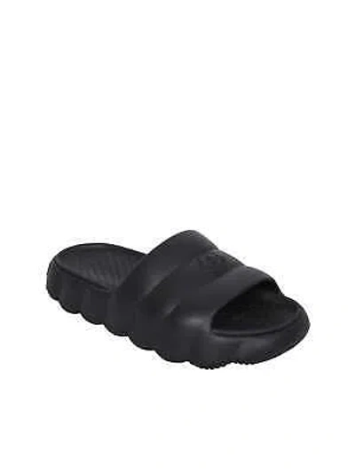 Pre-owned Moncler Lilo Black Quilted Slides