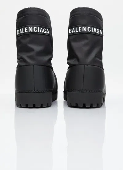 Shop Balenciaga Men Alaska Low Boots In Black