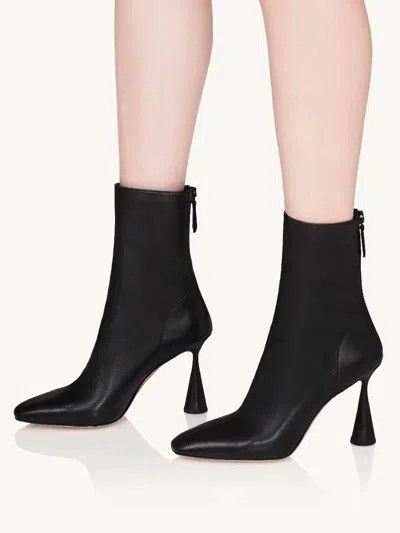 Shop Aquazzura Amore 95 Boots In Zipper Closure On The Heel