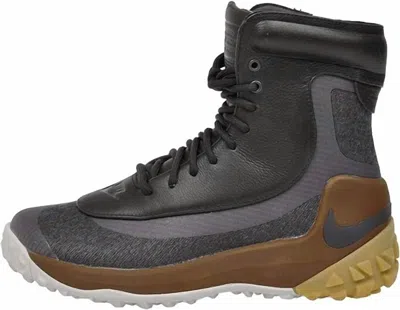 Shop Nike Zoom Kynsi Jacquard Waterproof Boot In Brown In Grey