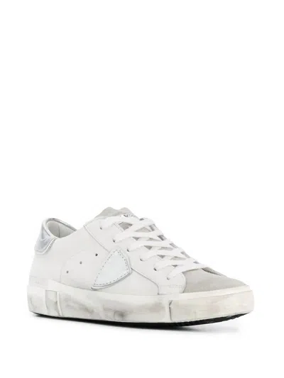 Shop Philippe Model Paris X Low-top Sneakers In Blanc/silver In White
