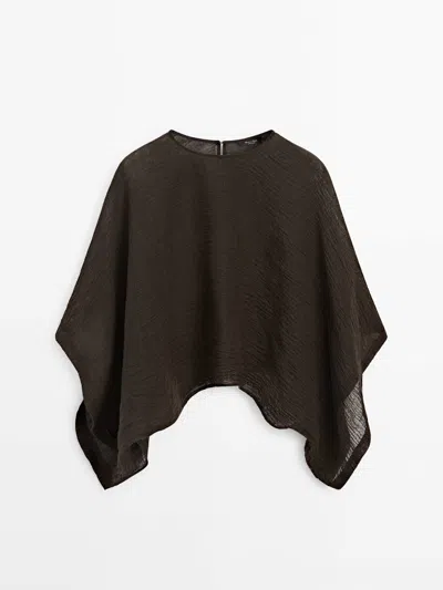 Shop Massimo Dutti 100% Linen Cape With Slit Detail In Chocolate