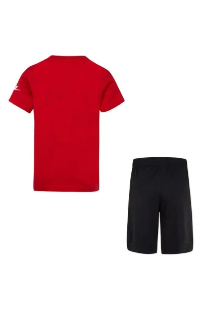 Nike Little Boys T-shirt And Cargo Shorts Set In Black/red
