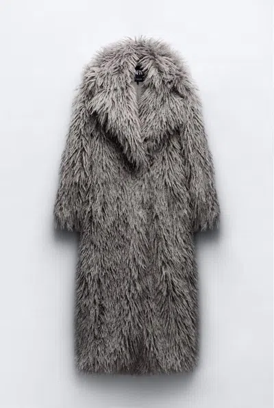 Pre-owned Zara Woman Fw23 Extra-long Faux Fur Coat Light Grey M 1255/707 In Gray