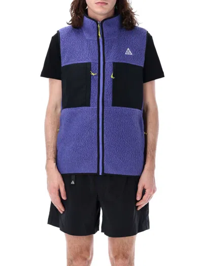 Shop Nike Acg Arctic Wolf Vest In Multi