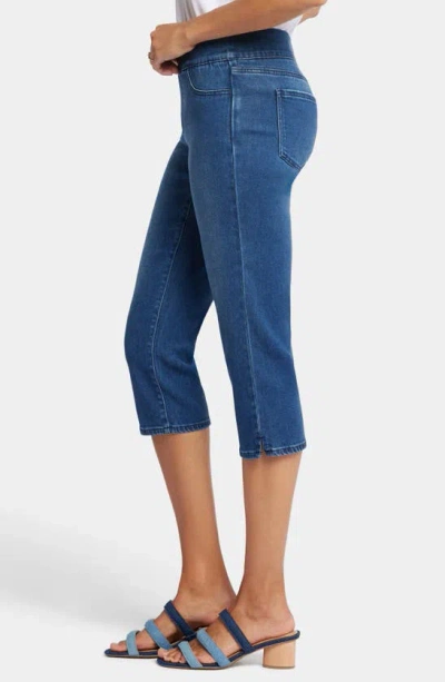 Nydj Dakota Side Slit Pull-on Capri Jeans In Olympus
