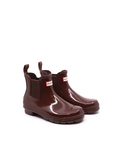 Shop Hunter Women's Original Chelsea Gloss Boot In Brown Bolt In Red
