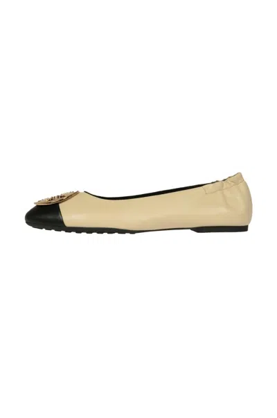 Shop Tory Burch Flat Shoes In New Cream / Black / Gold