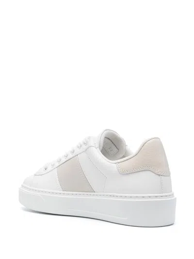Shop Woolrich Classic Court Shoes In White
