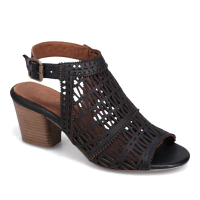 Shop Bueno Candice Wooden Heel In Black