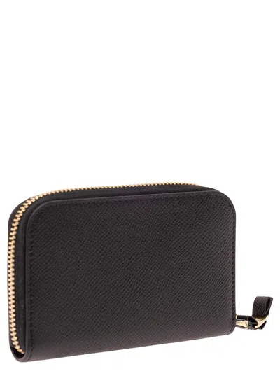 Shop Ferragamo 'vara' Black Card-holder With Bow And Logo Detail In Hammered Leather Woman
