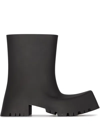 Shop Balenciaga Trooper Rubber Boots In Black