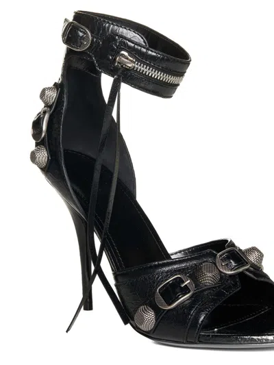 Shop Balenciaga 'cagole' Black Sandals With Studs And Buckles In Leather Woman