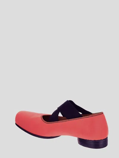Shop Uma Wang Flat Shoes In Flamingo/black