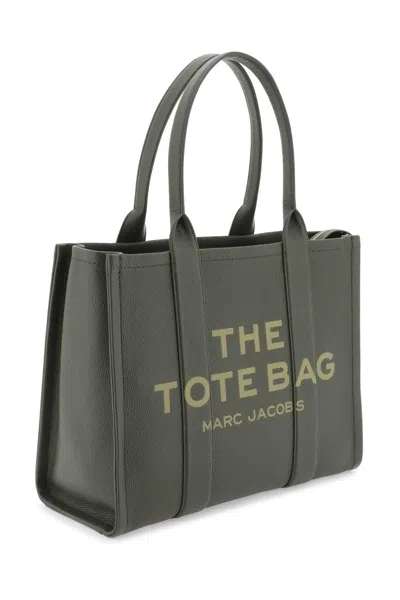 Shop Marc Jacobs The Leather Large Tote Bag In 绿色的