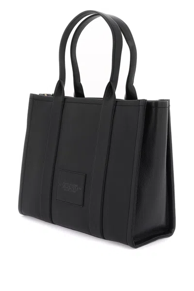 Shop Marc Jacobs The Leather Large Tote Bag In 黑色的