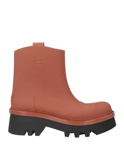 Chloé Chestnut Raina Rain Boots In Brown