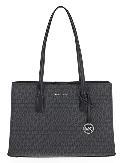 Shop Michael Michael Kors Ruthie Bag In Black