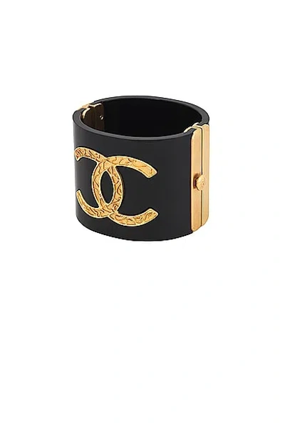 Pre-owned Chanel Coco Mark Bangle In Black