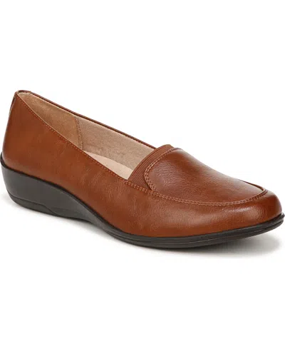 Lifestride Ida Flat In Walnut Brown Faux Leather