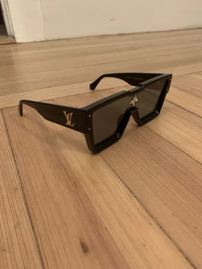 Pre-owned Louis Vuitton Black Cyclone Mask Sunglasses
