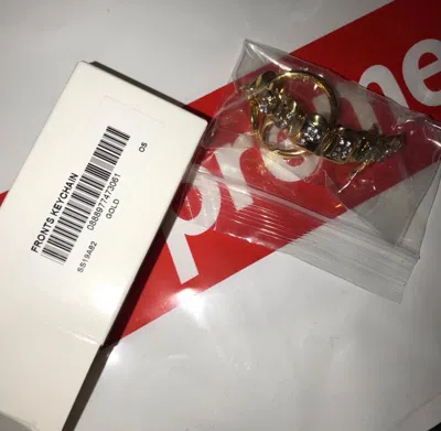 Pre-owned Supreme Fronts Keychain Wutang Method Man Gold