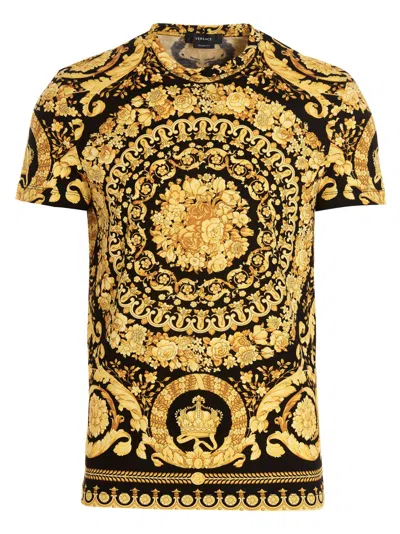 Shop Versace Baroque T-shirt In Gold