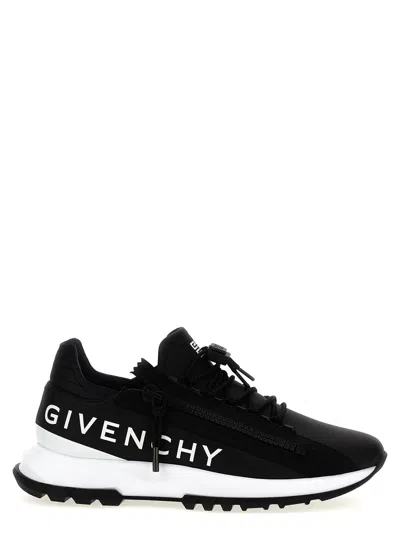 Shop Givenchy Sneaker Spectre In Nero