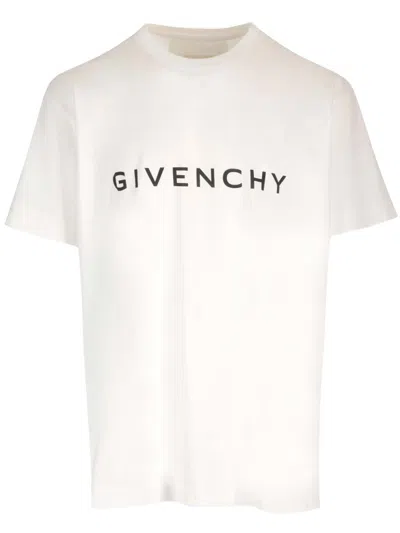 Shop Givenchy Archetype Oversize T-shirt In White