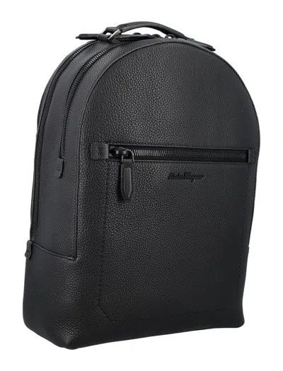 Shop Ferragamo Leather Backpack In Nero || Nero F/25 || Nero