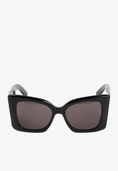 Saint Laurent Blaze Oversized Cat-eye Sunglasses In Gray