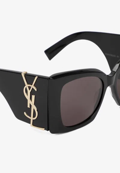 Saint Laurent Blaze Oversized Cat-eye Sunglasses In Gray