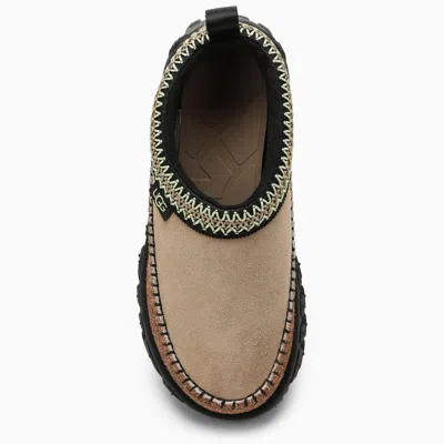 Ugg 40mm Venture Daze Suede Mules In Beige
