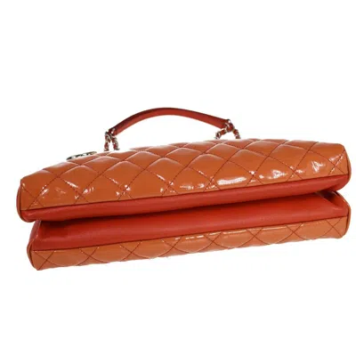 Pre-owned Chanel Matelassé Orange Patent Leather Shoulder Bag ()
