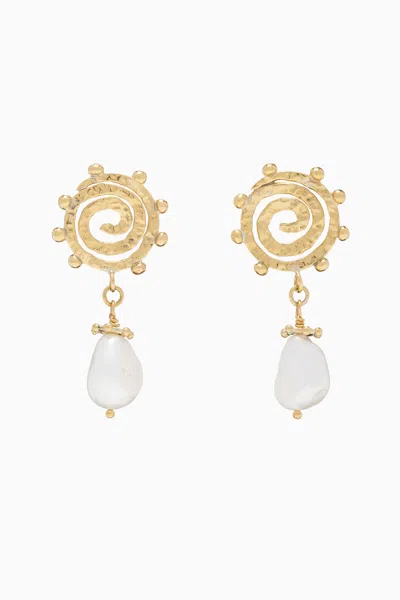 Shop Ulla Johnson Mini Spiral Stone Earring In Pearl